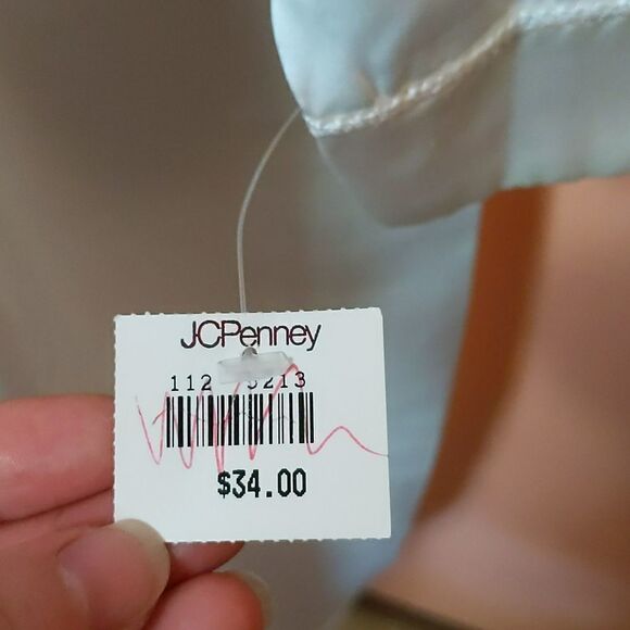 Vintage JC Penney Delicates Ivory Silky Nightgown M NWT - Picture 5 of 9